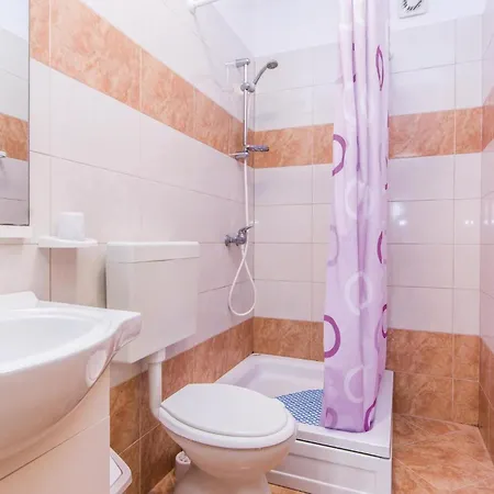 4 Bedroom Gorgeous In * Starigrad Paklenica
