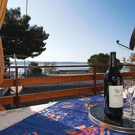 4 Bedroom Awesome In Appartamento *